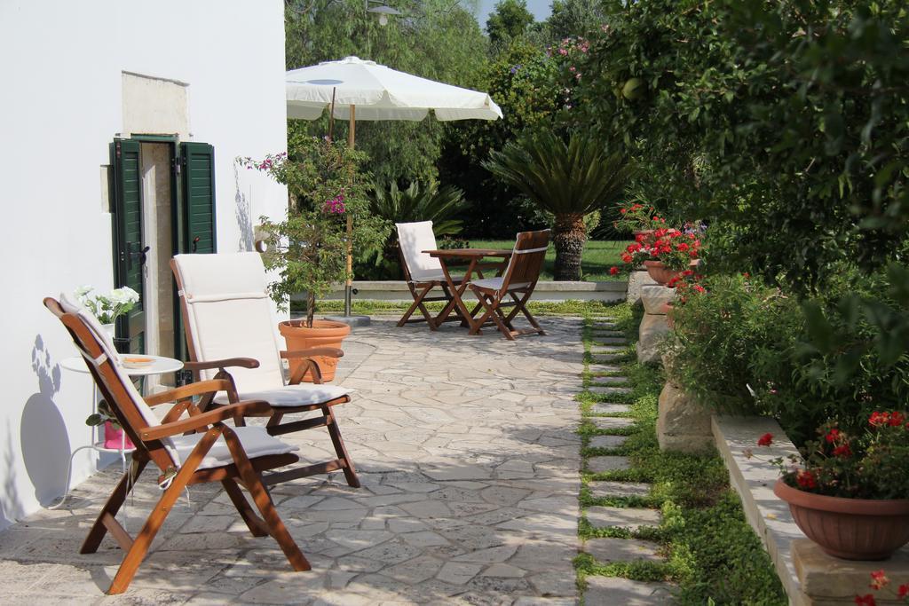 Parco Degli Aranci Bed & Breakfast Cutrofiano Exterior photo